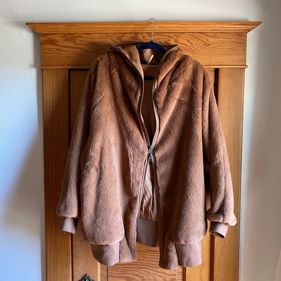 Free People Turn Up Zip Off Faux Fur Hoodie Size Small - Picture 3 of 5